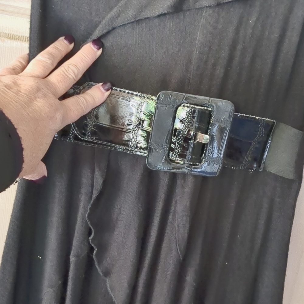 Dress sweater top with belt